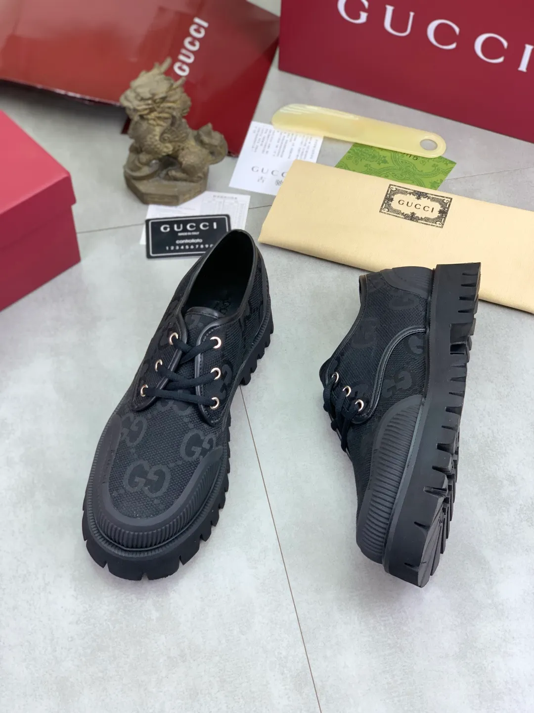 Men's Men's Shoes 💰P420 💰【New Style】 Gucci lazy slip-on couple 🧑‍🤝‍🧑 style high-top leather shoes hot selection (Gucci GUCCI) official website latest Gucci lazy 🎁 leather shoes, hot style 💥 style is simple and elegant, exclusive for trendy men. Unique official website latest brand original double G pressure Floral elements 👑 Original Gucci decoration, fashionable and elegant, fabric original calfskin with double G denim ✅ Fully imported soft sheepskin lining, official website designated wear-resistant lightweight foam business outsole, classic model taken in kind 🎬 Size: 35-46 Various colors available